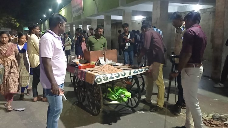 கோவையில் பிப்ரவரி 14 குண்டுவெடிப்பு தினத்தை முன்னிட்டு கோவையில் பலத்த பாதுகாப்பு